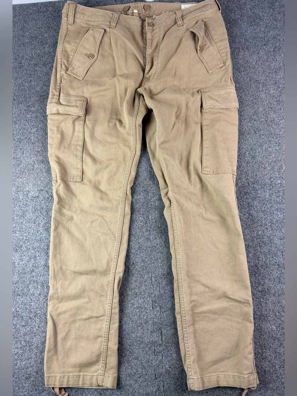 Ralph Lauren Men's Cargo Pants in Tan